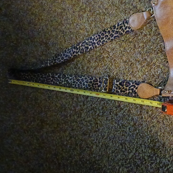 Cute Crossbody Bag - Picture 9 of 9